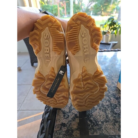 Sorel Kinetic Breakthru Acadia Size 6 Waterproof Sneaker Boot Tawny Buff Womens - Picture 13 of 13